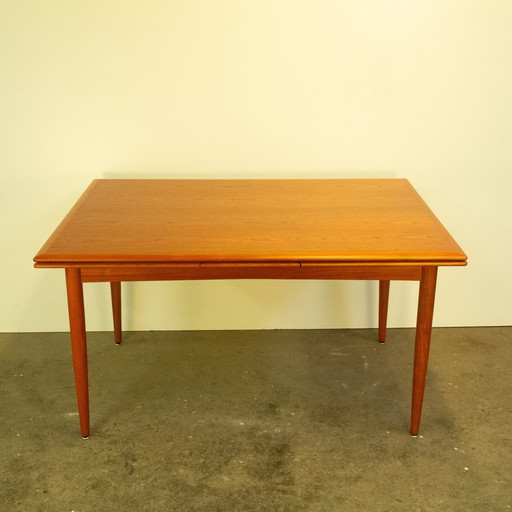 Table De Salle À Manger Par Axel Christensen Pour Aco Möbler, Teck, Années 1960