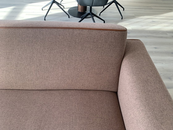 Image 1 of Pode sofa Mello