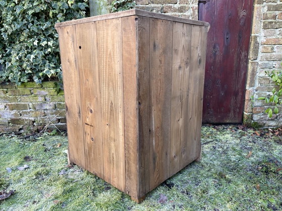 Image 1 of Armoire d'angle hollandaise 19E Century Oak