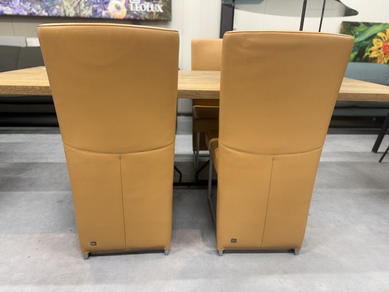 Image 1 of 4 Chaises de salle à manger Rolf Benz 7400 en cuir camel