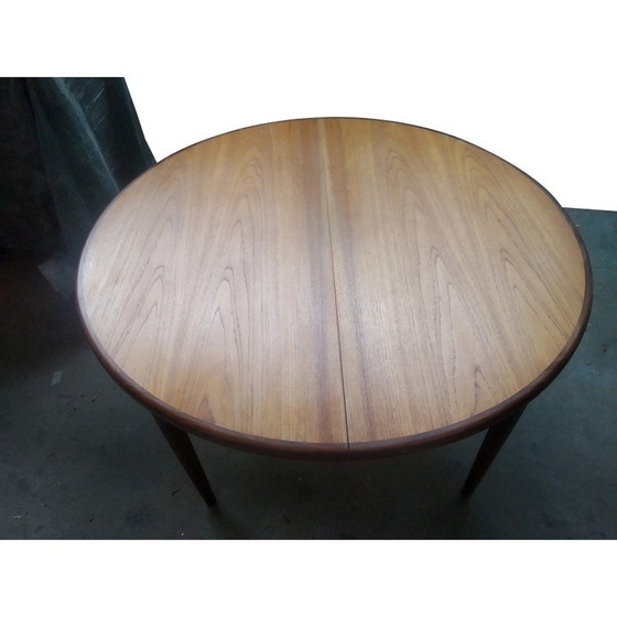 Image 1 of Table extensible vintage en teck par Victor Wilkins pour G Plan, 1960s