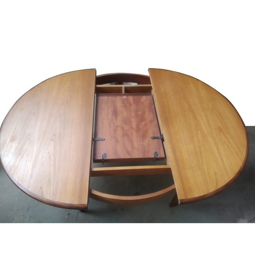 Table extensible vintage en teck par Victor Wilkins pour G Plan, 1960s