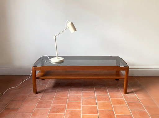 Table basse en teck massif Mid Century 1960 par Myer