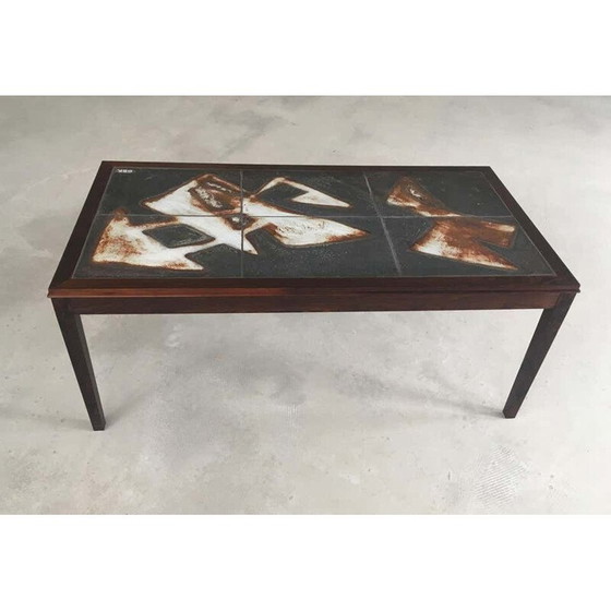 Image 1 of Table basse vintage en bois de rose et carrelage d'Ole Bjorn Krüger, 1960