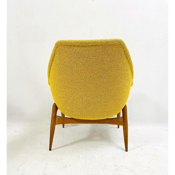 Image 1 of Paire de fauteuils en tissu jaune du milieu du siècle par Julia Gaubek, Hongrie années 1950