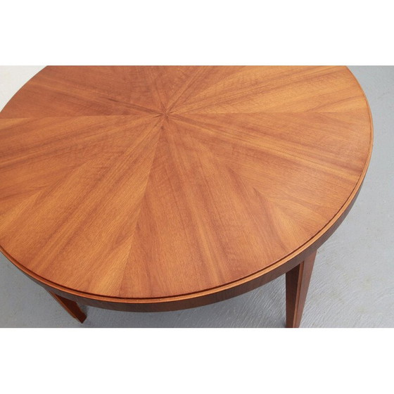 Image 1 of Table basse ronde vintage en noyer, années 1950