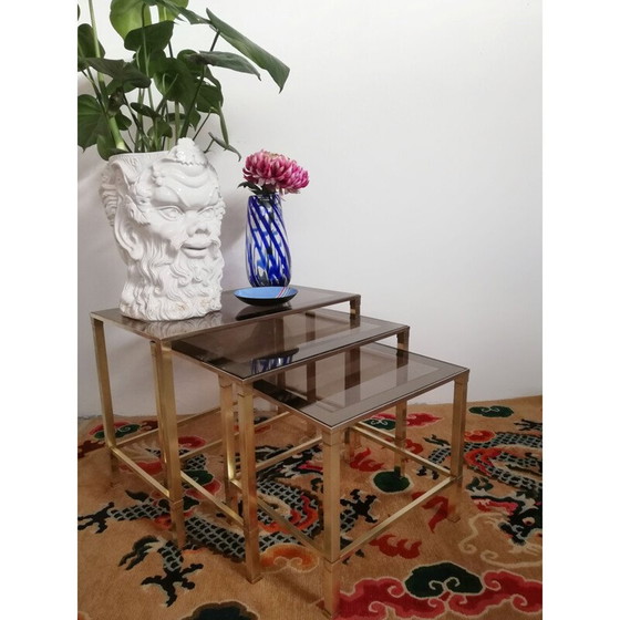 Image 1 of Ensemble de 3 tables gigognes vintage en laiton et verre, Italie 1970