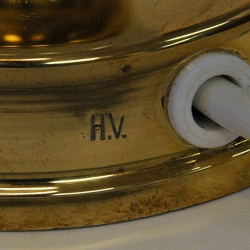 Paire de lampes de table vintage en verre opale et laiton par Høvik, Norvège 1956