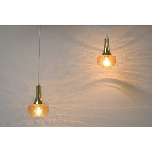 Paire de lampes suspendues en verre et laiton, Tchécoslovaquie 1960