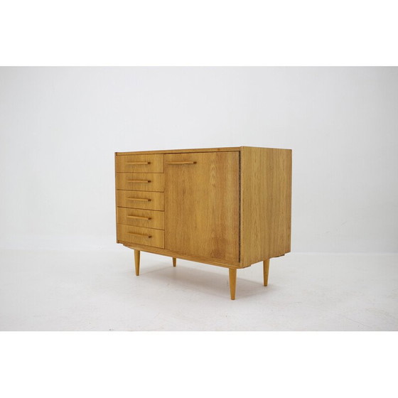 Image 1 of Armoire vintage en chêne, Tchécoslovaquie 1960