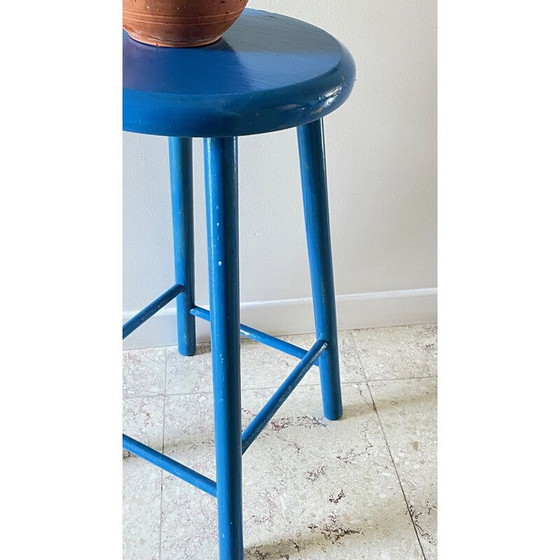 Image 1 of Tabouret vintage en bois laqué bleu électrique