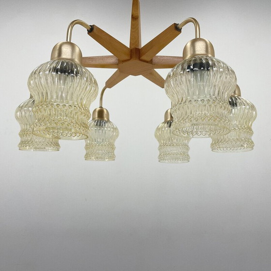 Image 1 of Lustre vintage en bois et verre, Tchécoslovaquie, années 1970