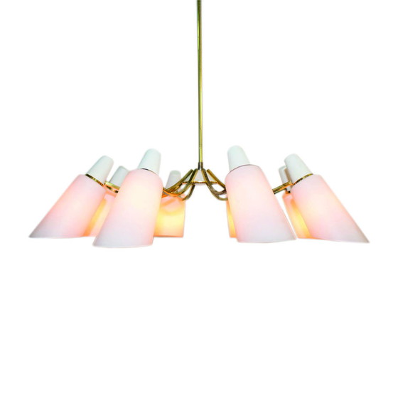 Image 1 of Lustre Spoutnik avec 8 abat-jour en opaline, style Stilnovo, 1950S, Italie