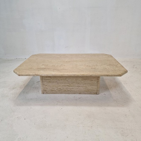 Image 1 of Table basse vintage italienne en travertin, 1980