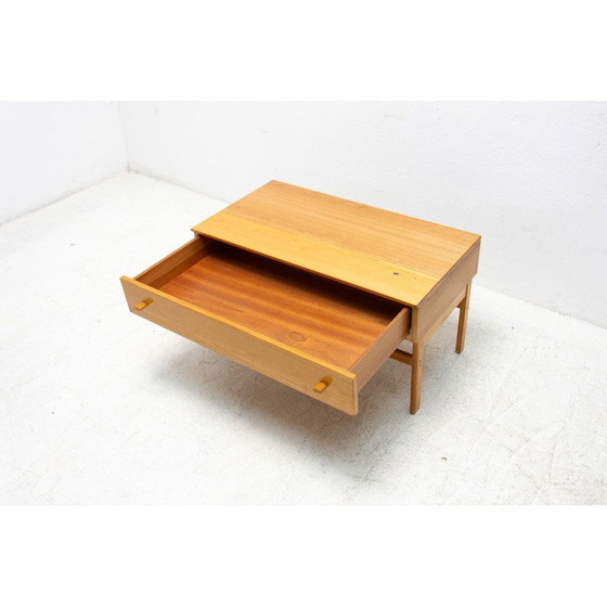 Image 1 of Table d'appoint vintage en orme par Jitona, Tchécoslovaquie 1970