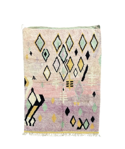 Nouveau tapis berbère pastel avec motifs géométriques en losange