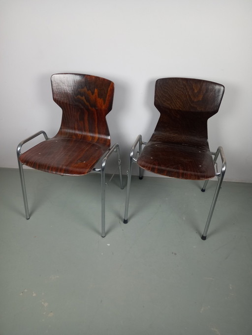 2X Obo Eromes Chair