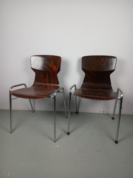 2X Obo Eromes Chair