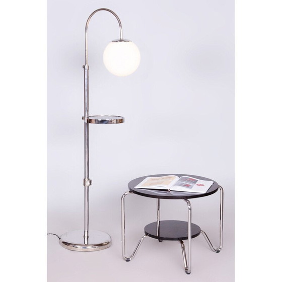 Image 1 of Lampadaire vintage en acier chromé et verre de lait, Tchécoslovaquie 1930