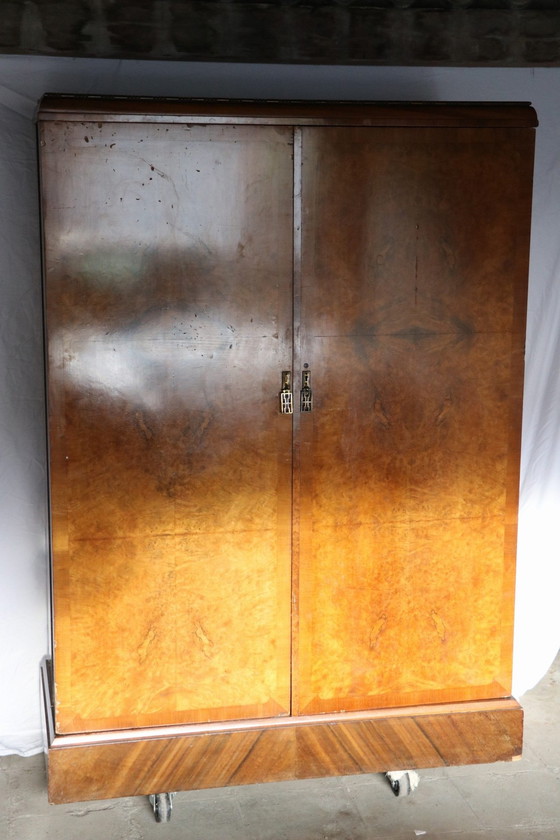 Image 1 of Art Deco Compactum Ltd Armoire pour hommes en noyer