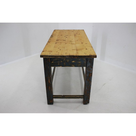 Image 1 of Table de salle à manger vintage en bois de pin patiné, Tchécoslovaquie 1950