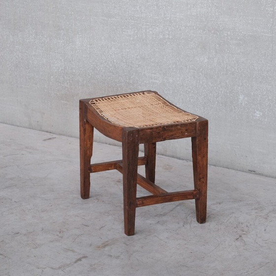 Image 1 of Chandigarh Tabouret en bois vintage