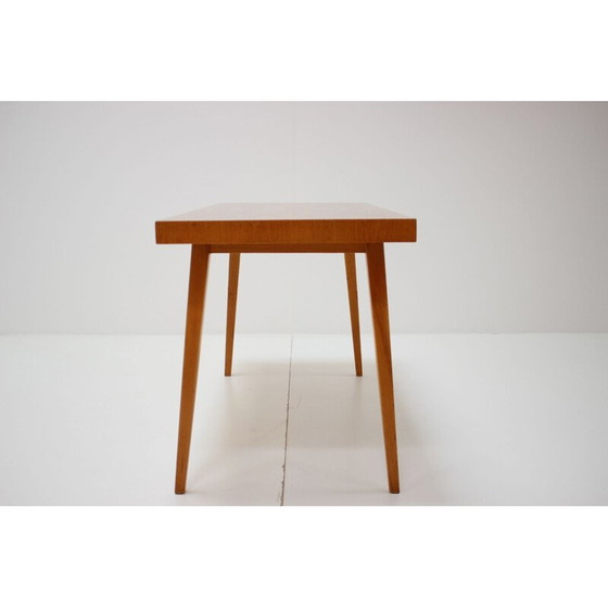 Image 1 of Table basse vintage en noyer, Tchécoslovaquie 1960