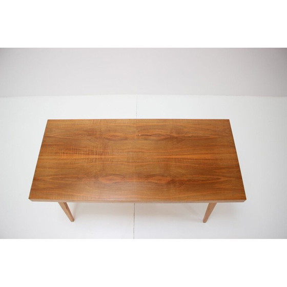 Image 1 of Table basse vintage en noyer, Tchécoslovaquie 1960