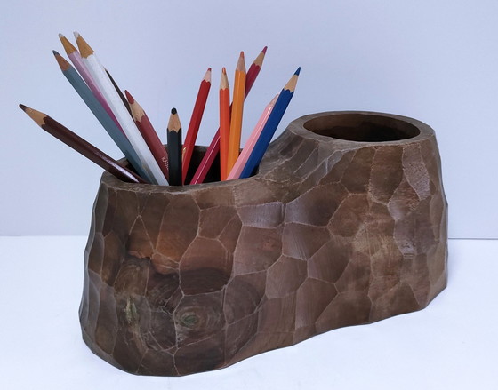 Image 1 of Porte Stylos Bois Massif Sculpté Gouge Vintage