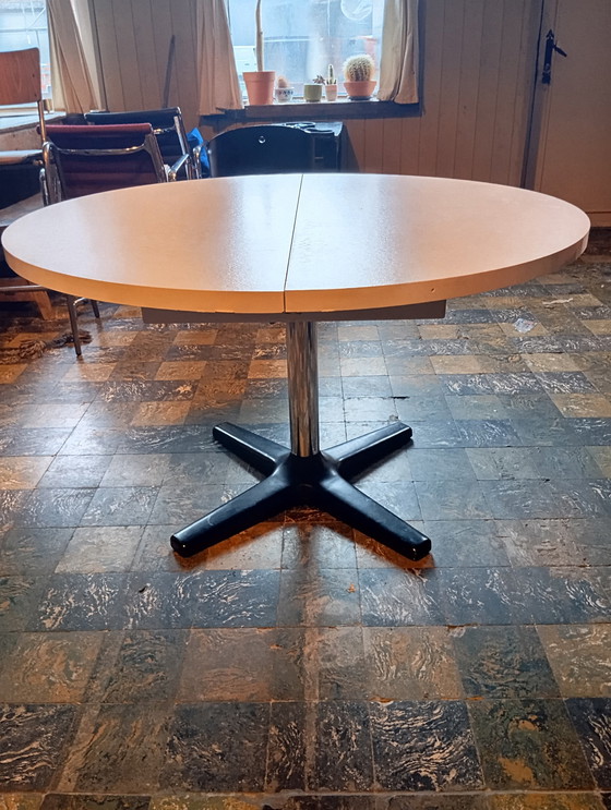 Image 1 of Table de salle à manger Pastoe