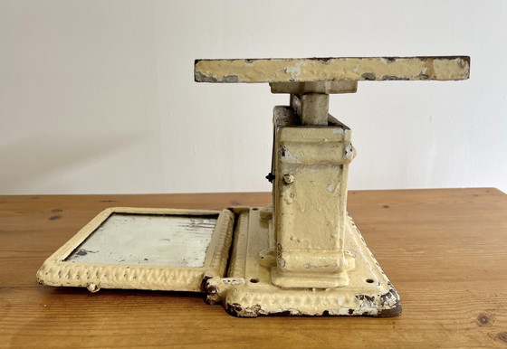 Image 1 of Balance vintage en fonte