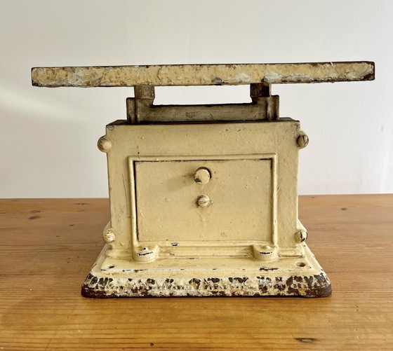 Image 1 of Balance vintage en fonte