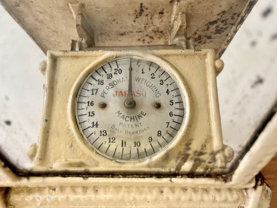 Image 1 of Balance vintage en fonte