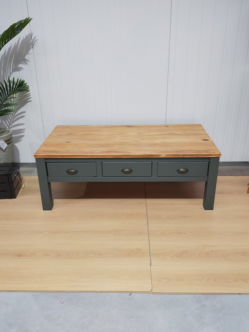 Table basse avec 3 tiroirs