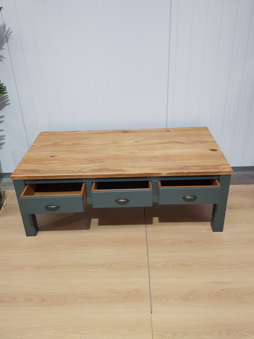 Table basse avec 3 tiroirs