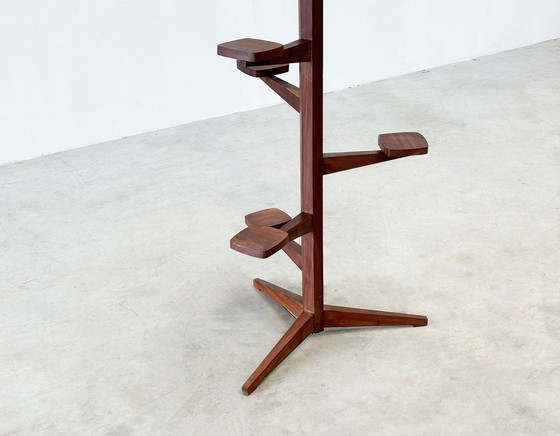 Image 1 of Etagère / table d'appoint italienne en bois des années 1970