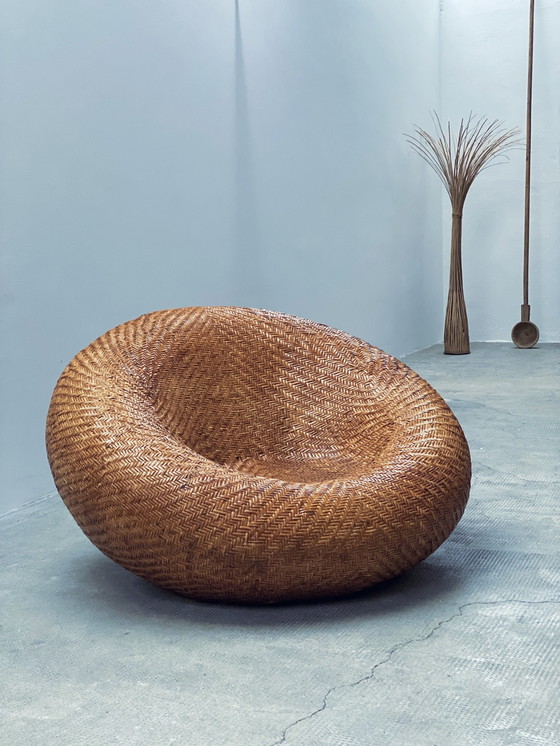Image 1 of Rotin tressé "Mushroom" Chair Pille Fauteuil avec coussin en peau de mouton, France 1970Ers
