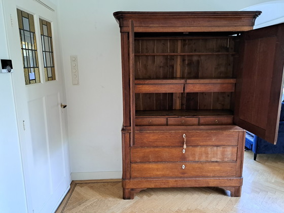 Image 1 of Armoire oberg classique