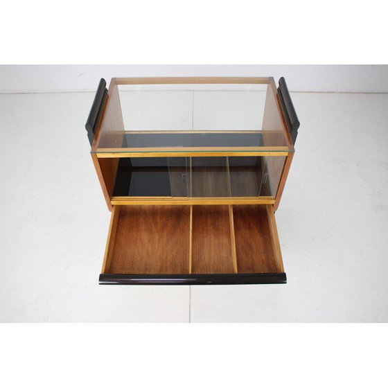 Image 1 of Bar vintage art déco en verre et bois par Jindřich Halabala, Tchécoslovaquie 1930