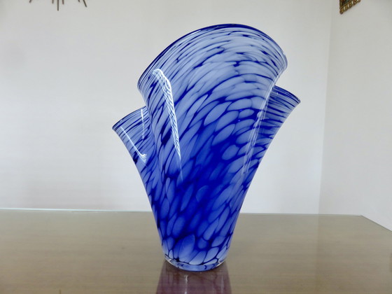 Image 1 of Grand Vase " Mouchoir " En Verre De Murano Année 1960