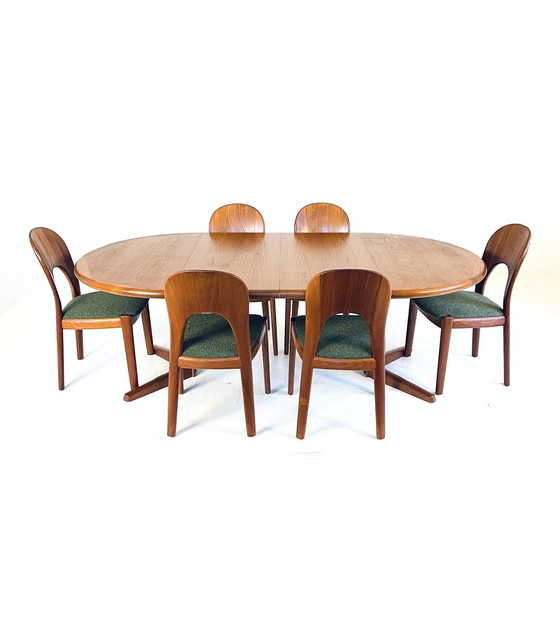 Image 1 of Table à manger danoise extensible Dyrlund '70