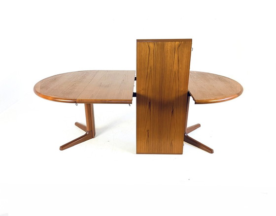 Image 1 of Table à manger danoise extensible Dyrlund '70