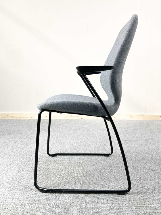 Image 1 of Chaise Kinnarps Monroe