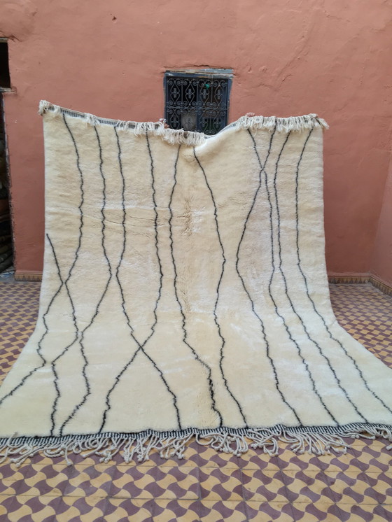 Image 1 of Tapis Mrirt D'Exception Berbère 342 X 260 Cm