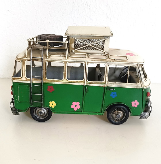 Image 1 of Modèle réduit de Volkswagen Bus
