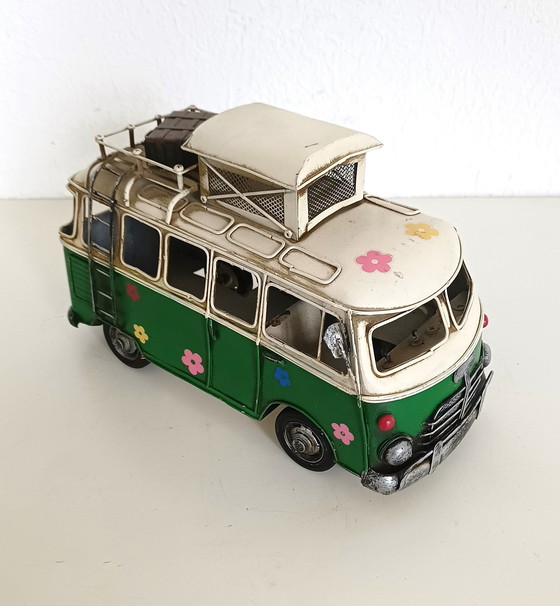 Image 1 of Modèle réduit de Volkswagen Bus