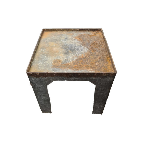 Image 1 of Table d'appoint industrielle en métal cloué, vers 1900