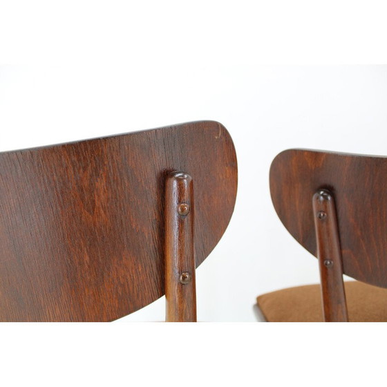 Image 1 of Ensemble de 4 chaises à boucle en hêtre, Tchécoslovaquie 1950