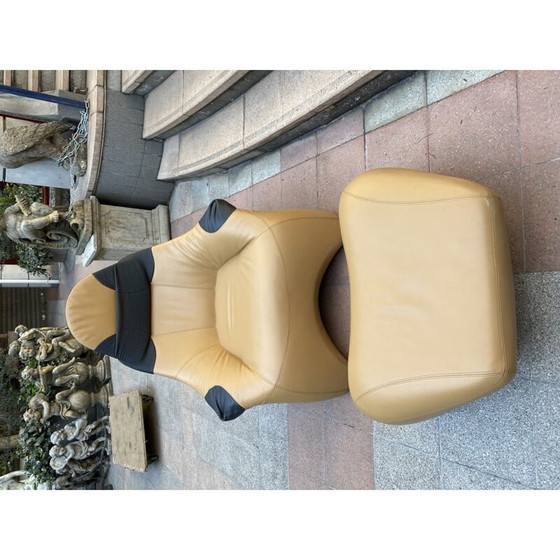 Image 1 of Fauteuil et ottoman vintage Marc Sadler par Cassina 1997s