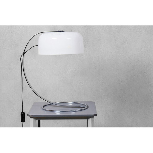 Lampe de bureau vintage Tropic en acier chromé et acrylique blanc pour Raak, Pays-Bas 1970